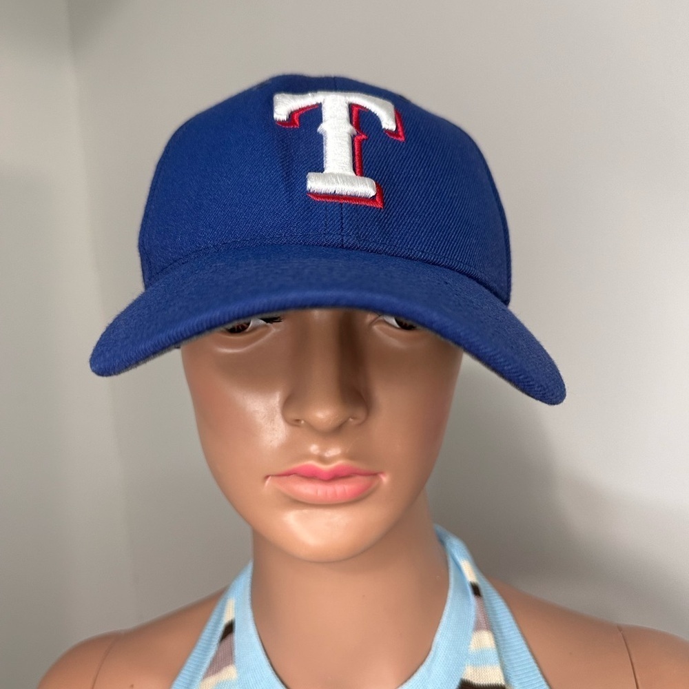 Texas Rangers Hat Cap Strap Back Blue Red MLB Baseball Logo Nike Legacy91